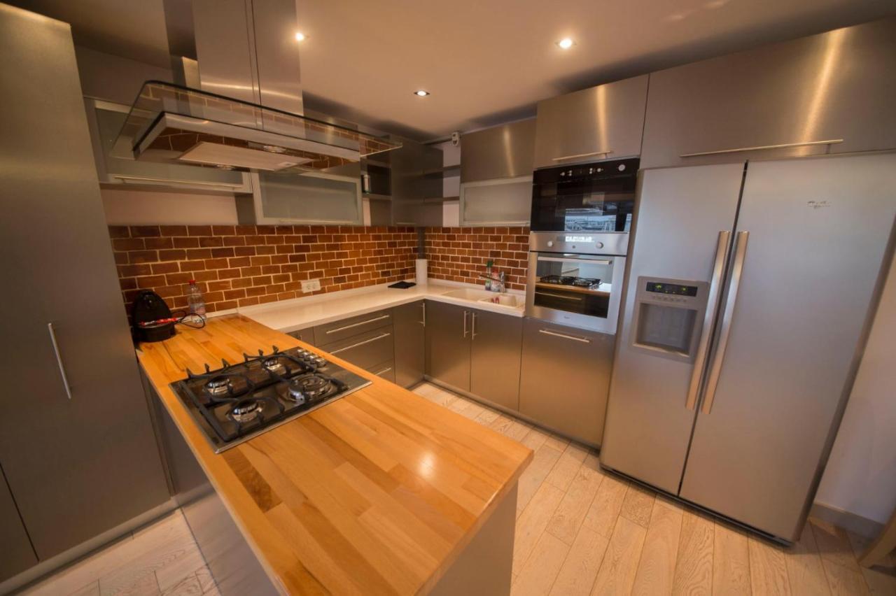 Unirii Center Apartments By Olala Homes ブカレスト エクステリア 写真