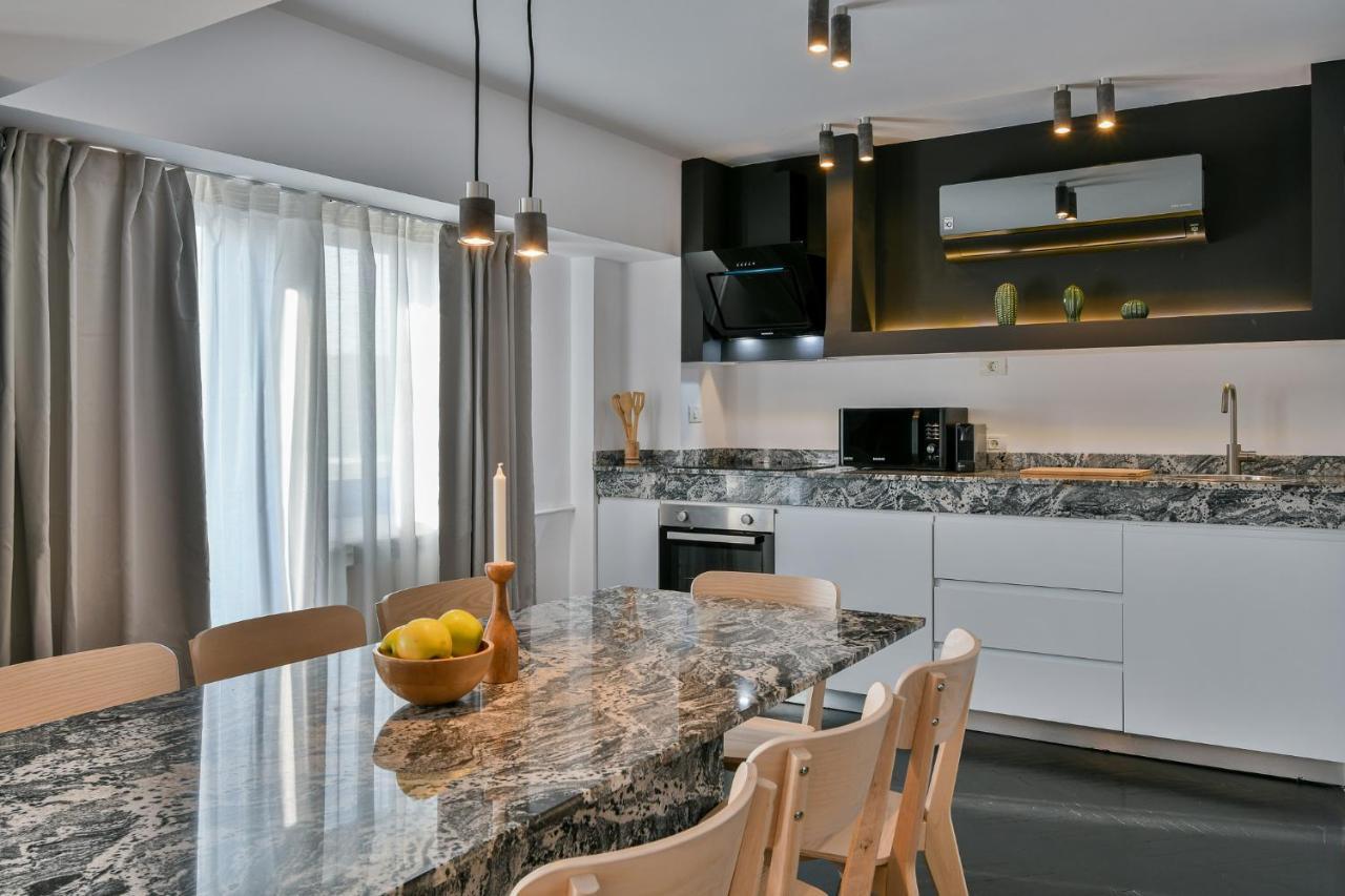 Unirii Center Apartments By Olala Homes ブカレスト エクステリア 写真