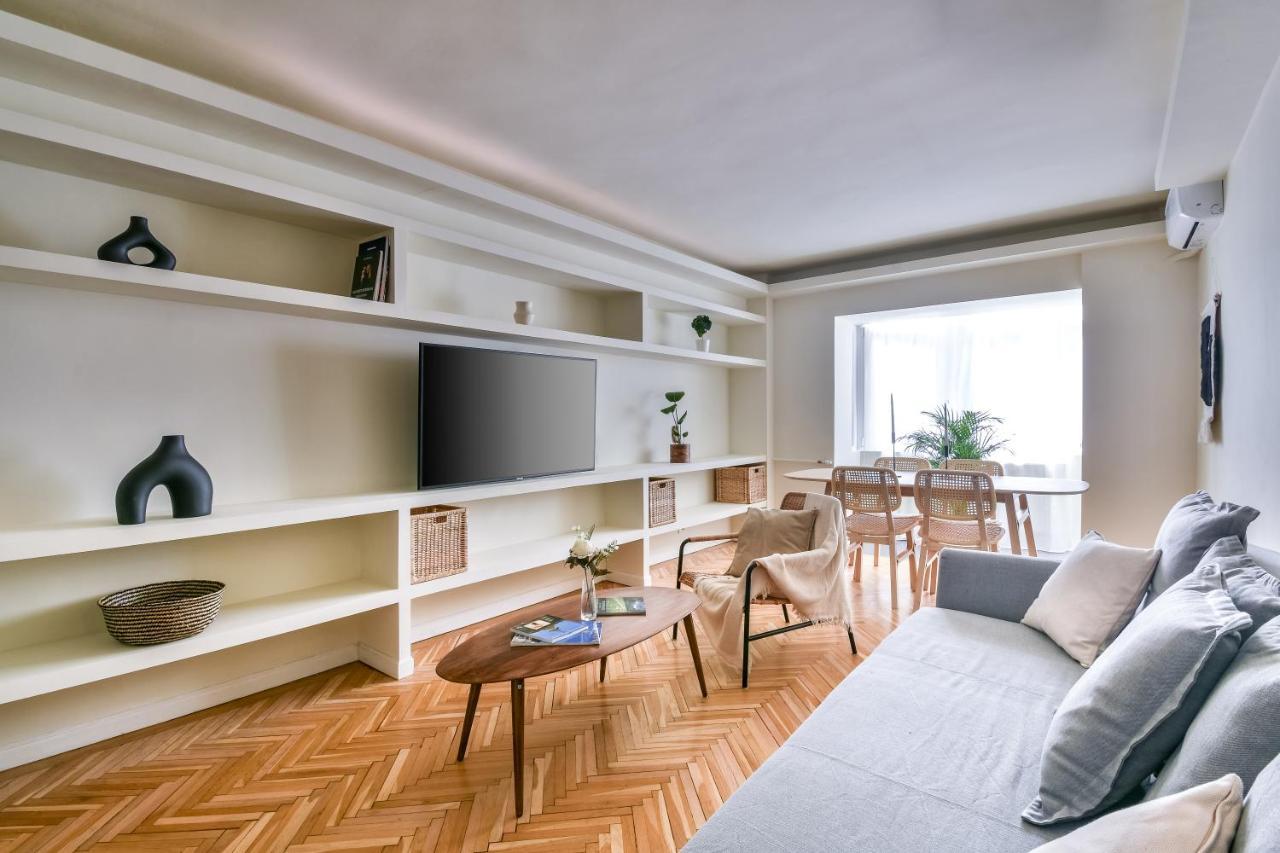 Unirii Center Apartments By Olala Homes ブカレスト エクステリア 写真