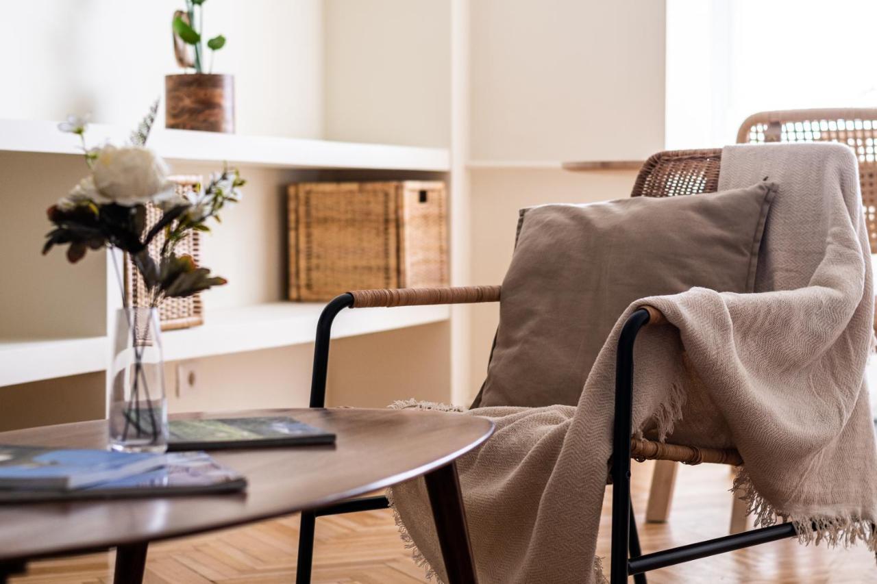 Unirii Center Apartments By Olala Homes ブカレスト エクステリア 写真